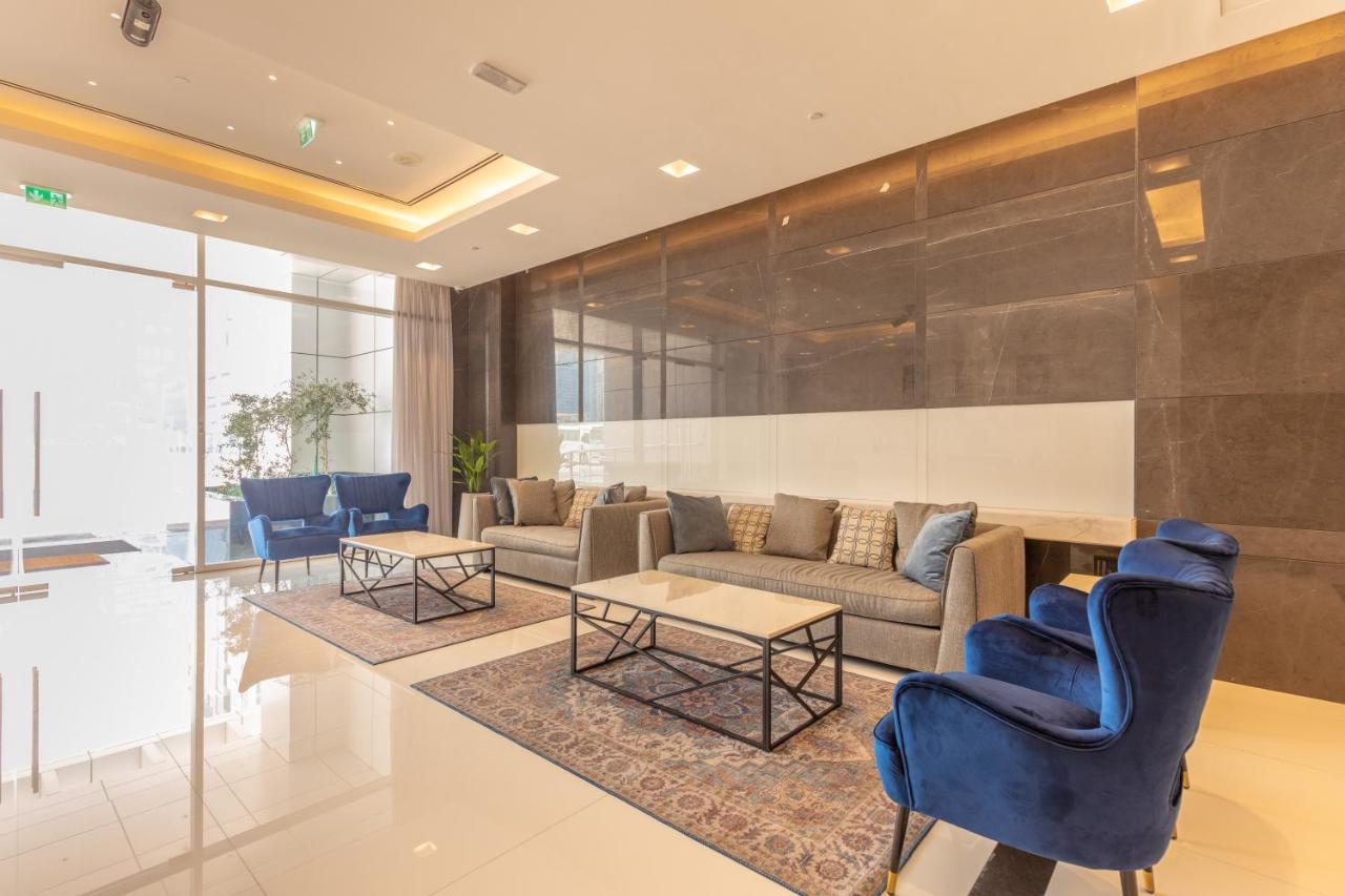 Apartment Grand Homes